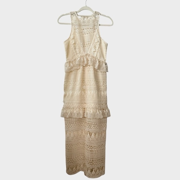 Reveuse Dresses & Skirts - REVEUSE Maxi Lace Tiered Boho Chic Sleeveless Halter Summer Dress Medium